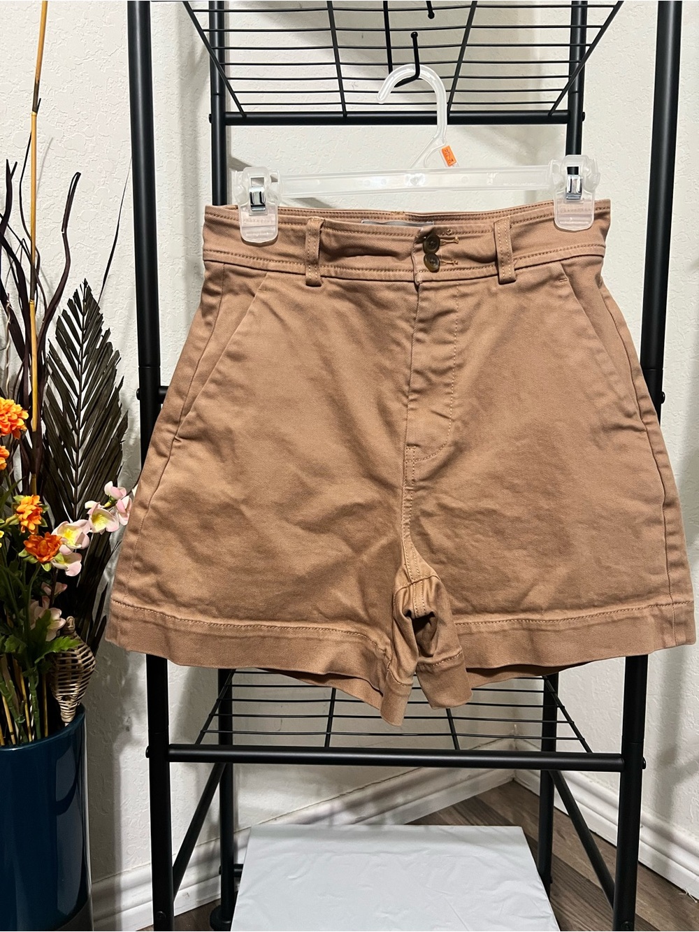Everlane High-Rise Bermuda Shorts in Brown Size 4